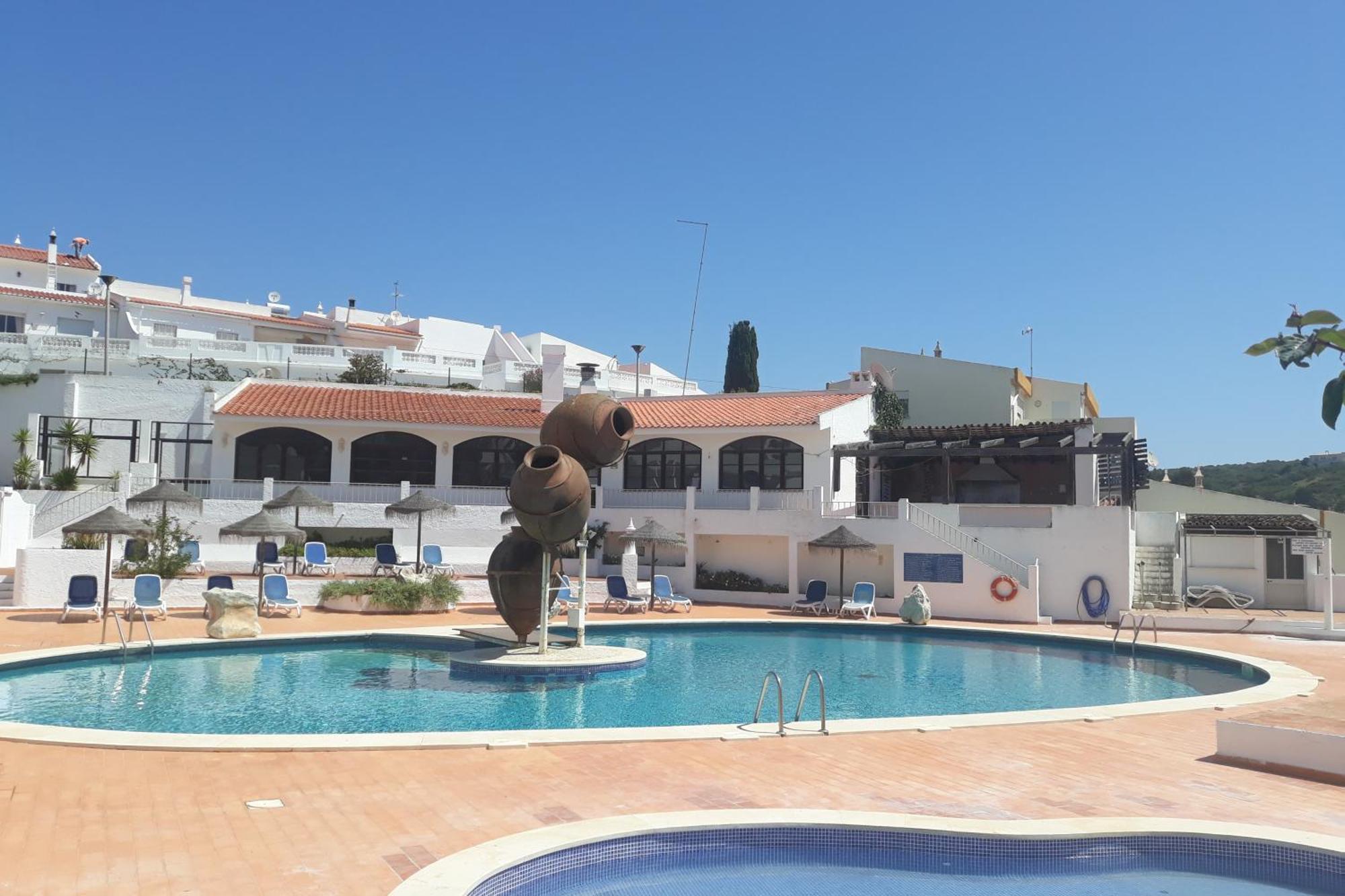Apartamentos Salema Praia Club Eksteriør billede