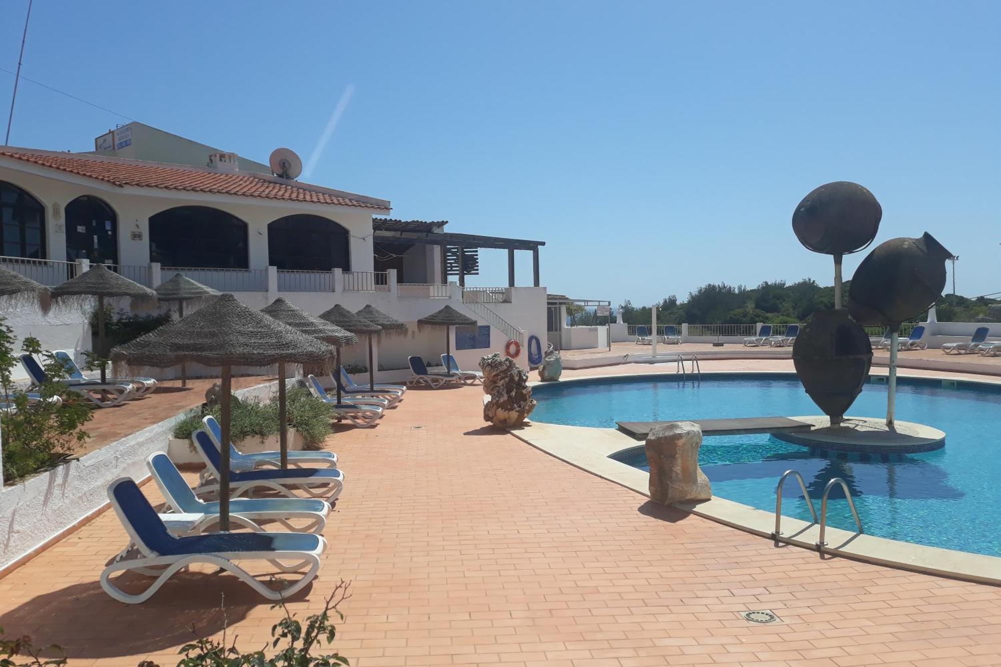 Apartamentos Salema Praia Club Eksteriør billede