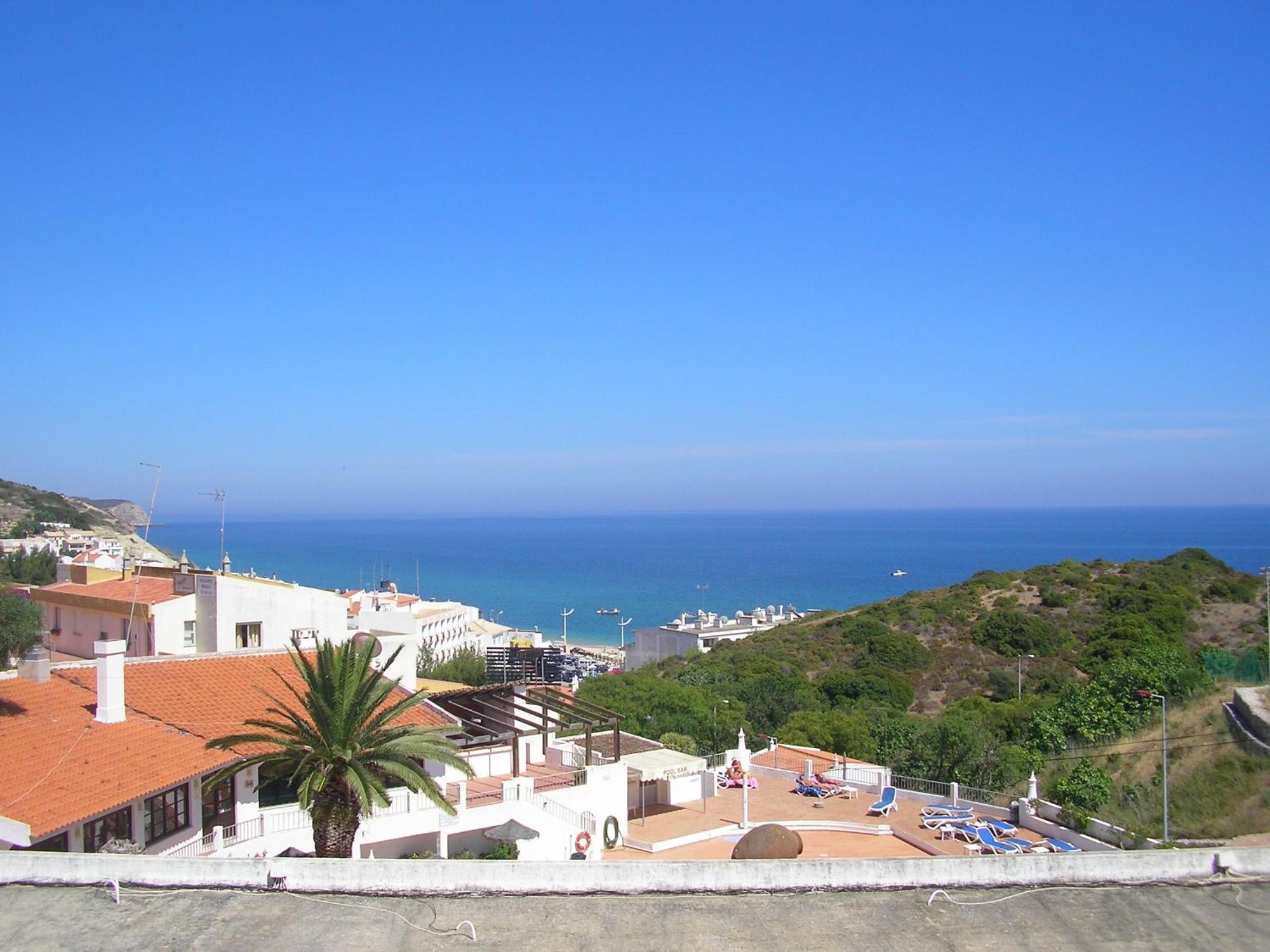 Apartamentos Salema Praia Club Eksteriør billede