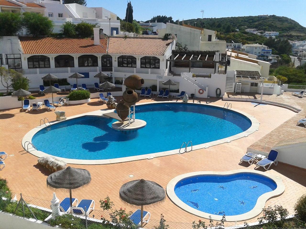 Apartamentos Salema Praia Club Eksteriør billede